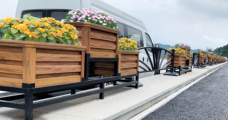 西安全運會 選擇仿木鋁合金花箱怎么樣？