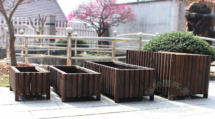 碳化防腐木花箱和普通防腐木花箱的區(qū)別