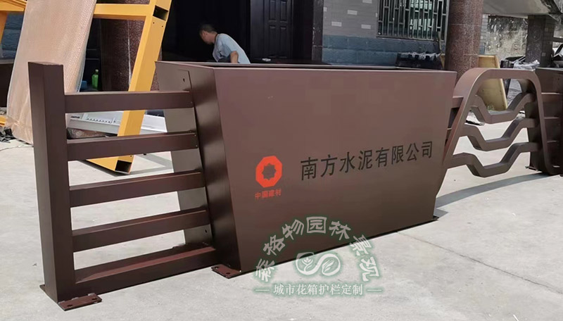 戶外花箱都有哪些材質(zhì)？