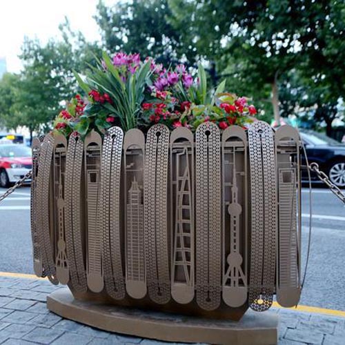 廣西藝術(shù)雕刻金屬花箱