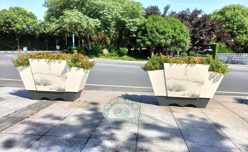 嘉興中心廣場花箱案例