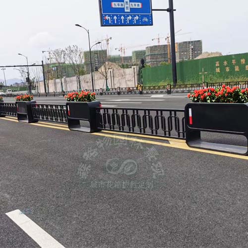道路花箱鋅鋼護欄圍欄