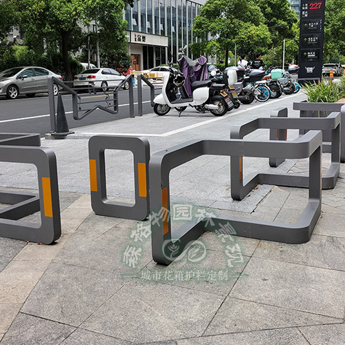 人行道隔離欄步行街人車分流車檔