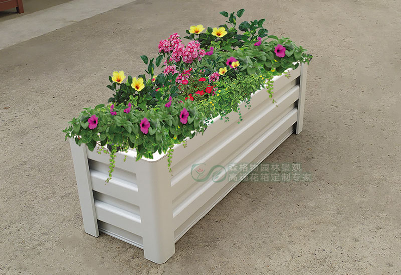 木紋鋁合金花箱與塑木花箱的具體優(yōu)勢比較